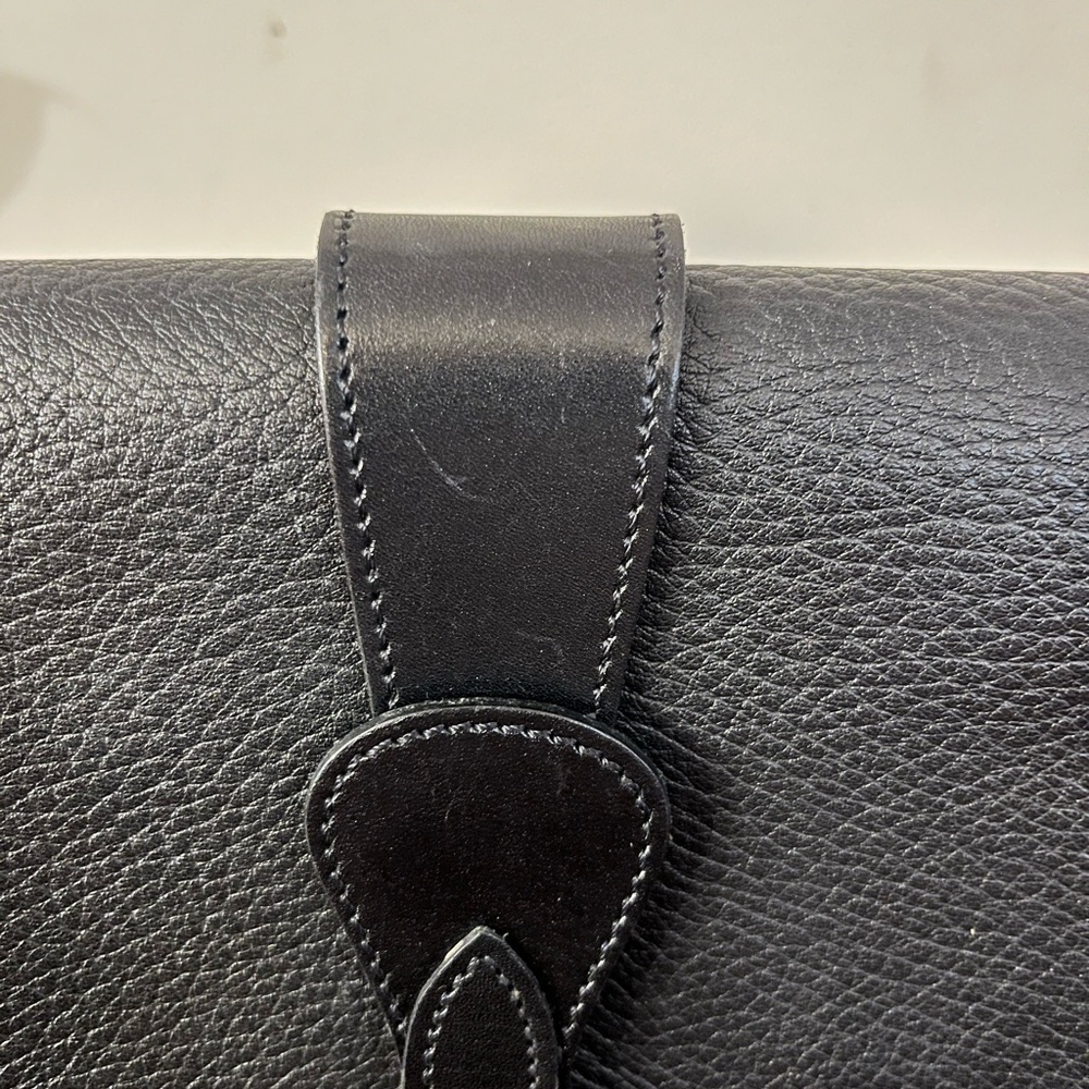 Dooney & Bourke Vintage Black Leather Crossbody Bag with Strap - Picture 5 of 7